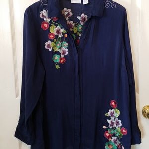 Soft Surroundings floral embroidered top